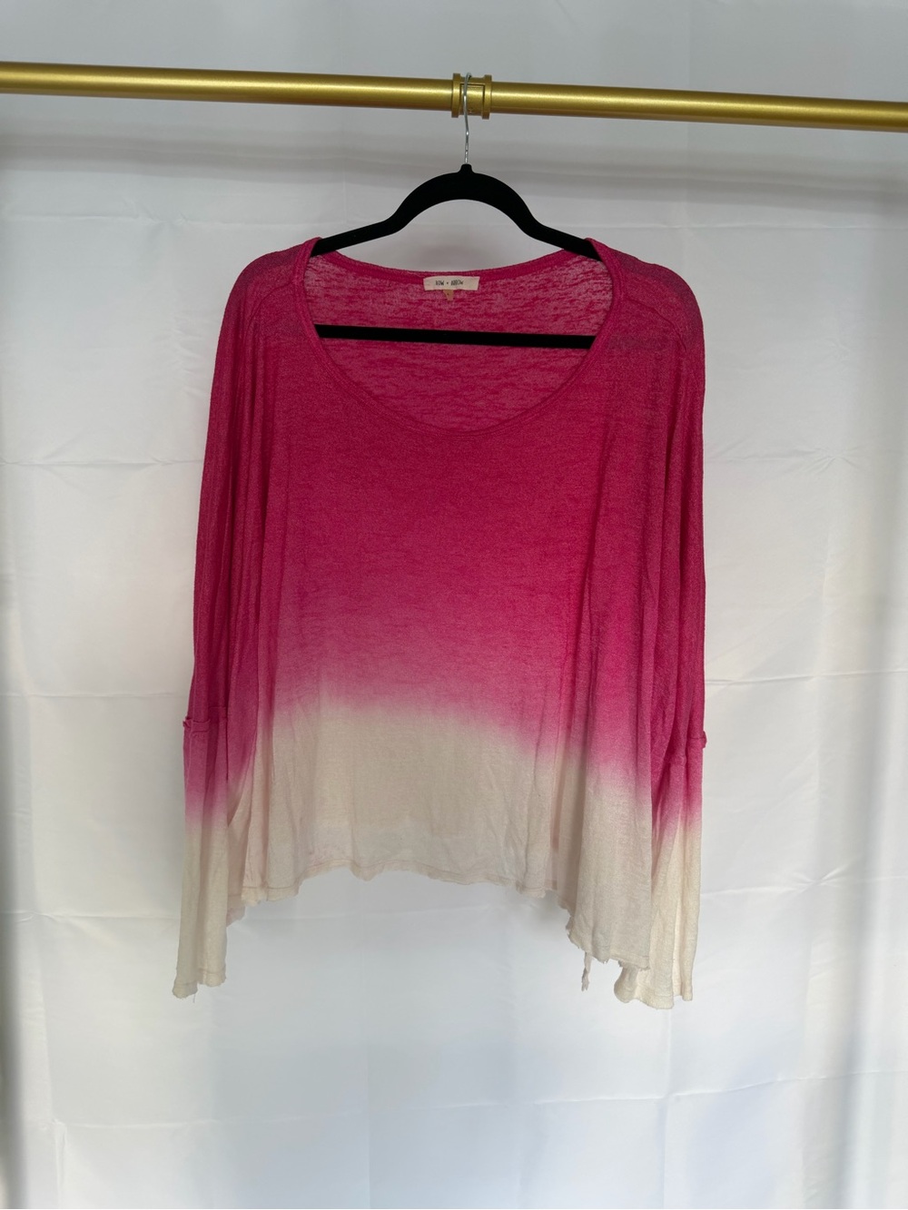 Lightweight Pink to Cream Ombre Scoop Neck Women's Top